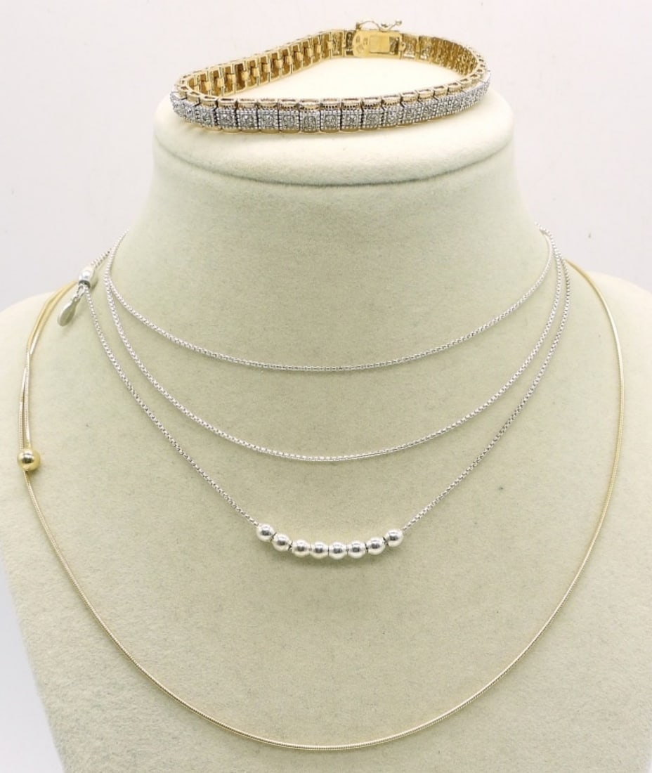 GOLD TONE CHAINS & BRACELET 925 (1 of 3)