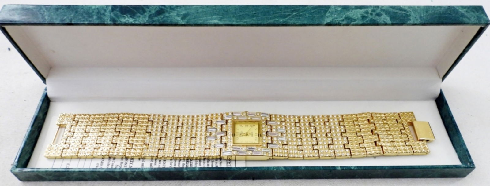 VINTAGE SUZANNE SUMMERS RHINESTONE  WATCH (1 of 3)