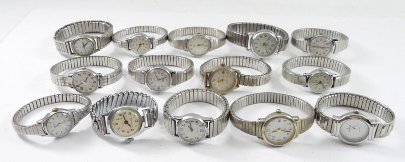 (14) WOMENS STRETCH BAND WATCHES (1 of 3)