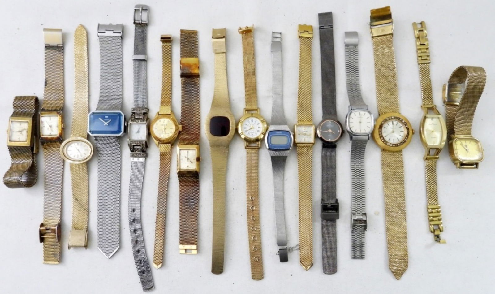 (16) MODERN WOMENS GOLD & SILVER TONE WATCHES (1 of 3)