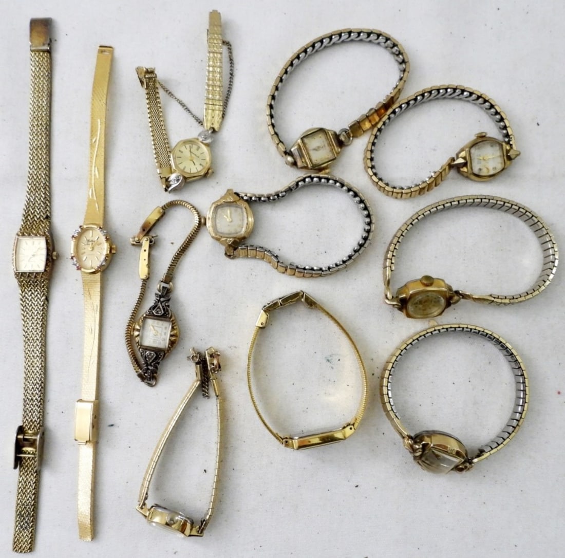 (11) VTG LADIES WATCHES-GOLD & SILVER TONE: ELEVEN GOLD AND SILVER TONE VINTAGE LADIES WATCHES. GRUEN, SEIKO, BULOVA, CARAVELLE & MORE -NOT TESTED AS TO WORKING OR NOT-