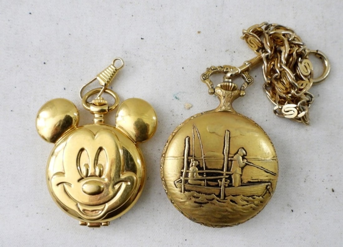 (2) GOLD TONE MENS POCKET WATCH (1 of 3)