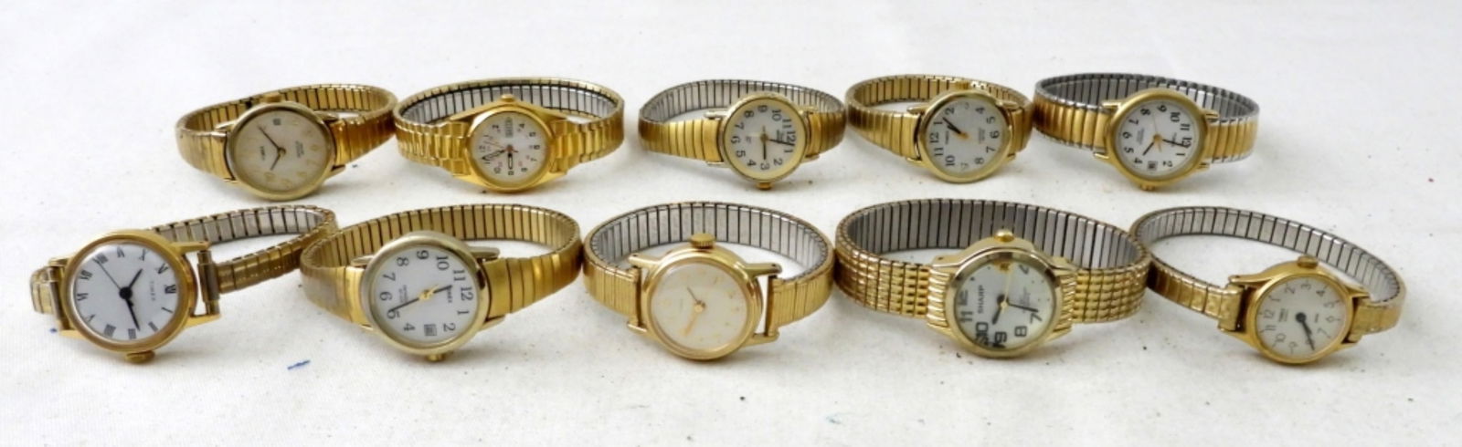 (10) GOLD TONE STRETCHY BAND LADIES WATCH: (10) GOLD TONE STRETCHY BAND LADIES WATCH.SEIKO,TIMEX & MORE