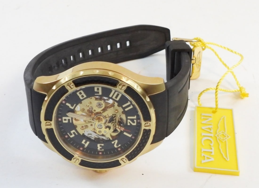 INVICTA SPECIALTY COLLECTION WATCH: INVICTA SPECIALITY COLLECTION, WATER RESISTANT 165FT50M, TRITNITE NIGHT GLOW FLAME-FUSION CRYSTAL. MODEL # 16279. (CURRENTLY WORKING BUT NOT TESTED)