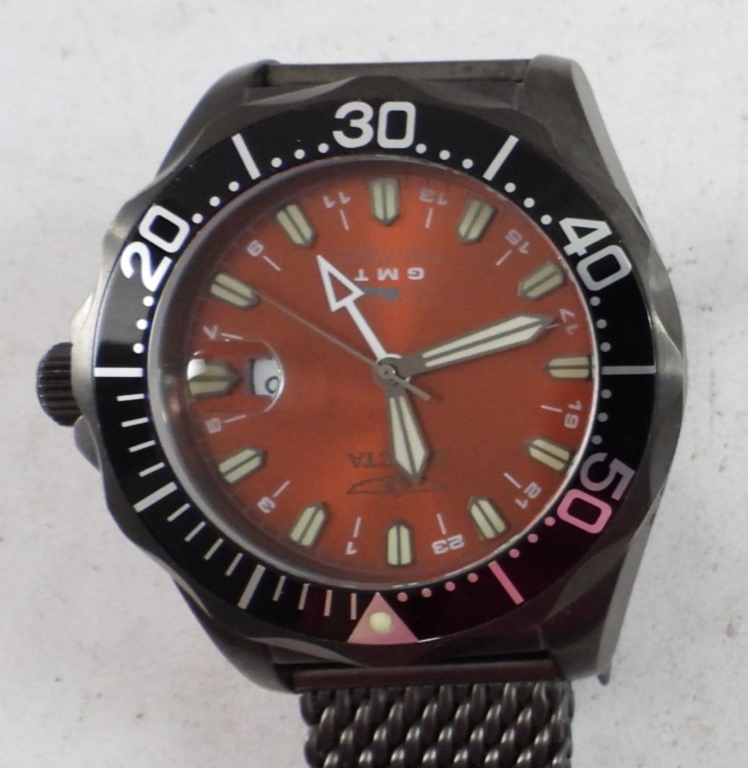 INVICTA MENS WATCH WITH DATE (1 of 3)