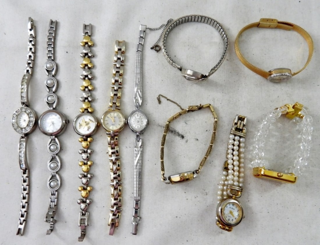 (10) LADIES VINTAGE & MODERN MIX (1 of 3)