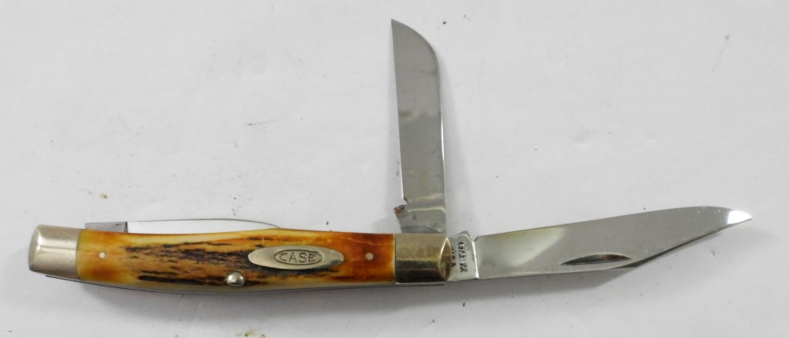 CASE 5332 THREE BLADE STOCKMAN (1 of 2)