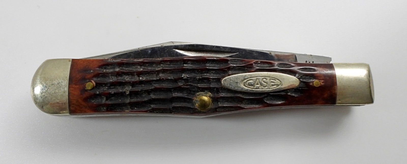 CASE XX 25 1/2 COKE BOTTLE KNIFE: RED/BROWN BONE FOLDING KNIFE - LIKE NEW