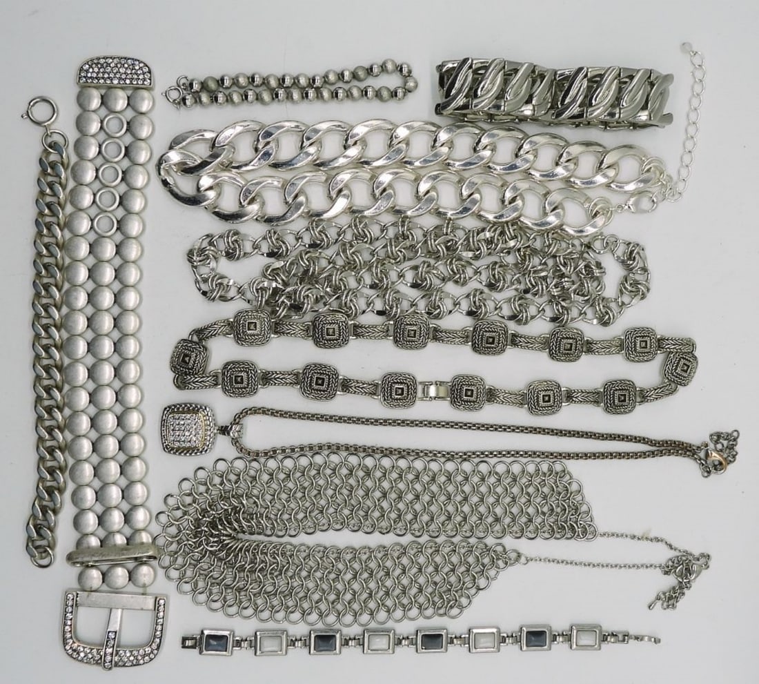 FUN FASHION NECKLACES & BRACELETS (1 of 1)