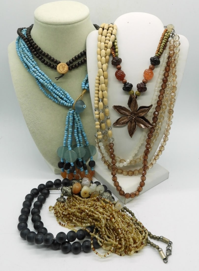 (6) BEADED FASHION NECKLACES (1 of 4)