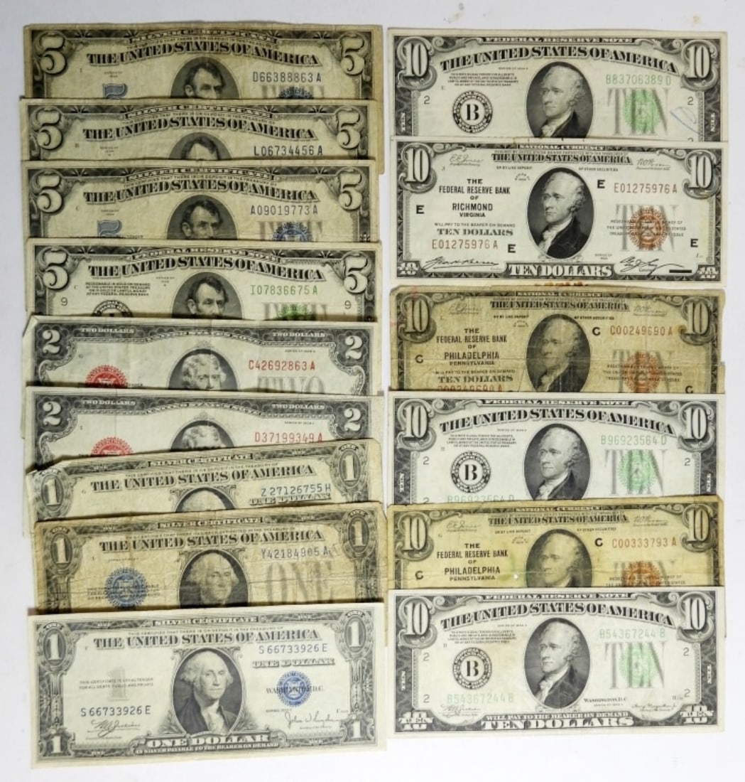 RAMDOM LOT OF OLD US CURRENCY (1 of 2)