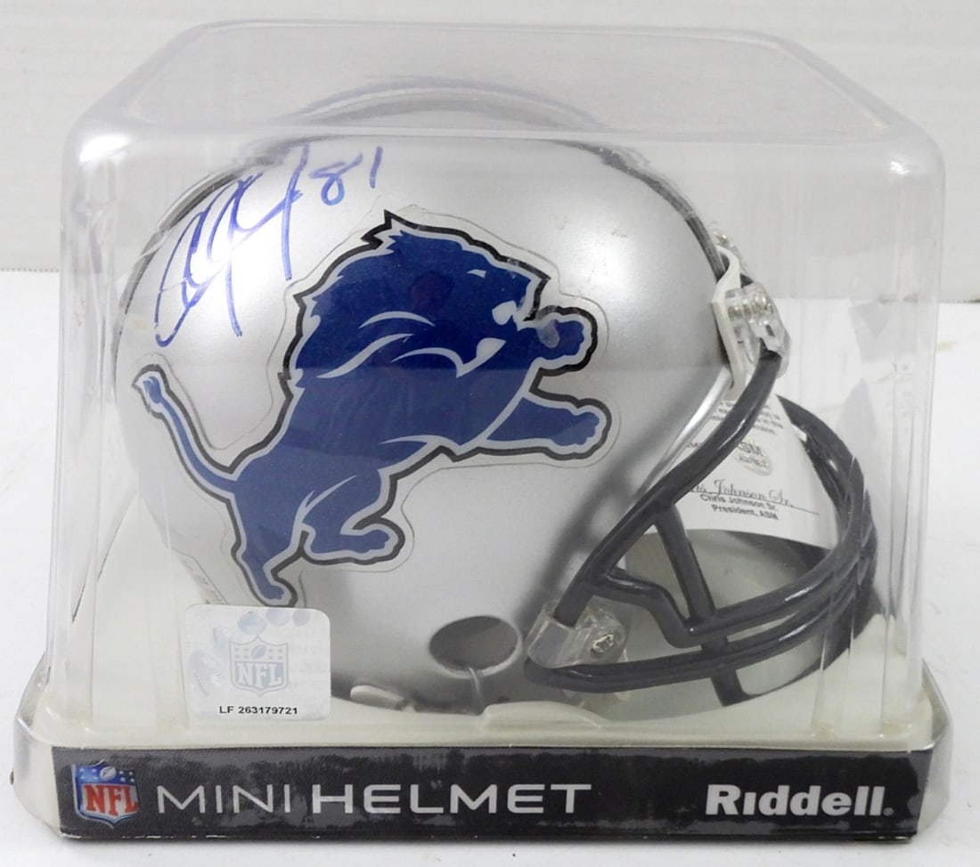 CALVIN JOHNSON SIGNED MINI HELMET (1 of 2)