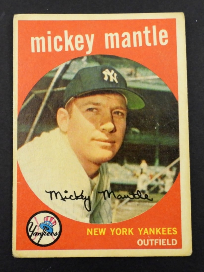 1959 TOPPS #10 MICKEY MANTLE (1 of 2)