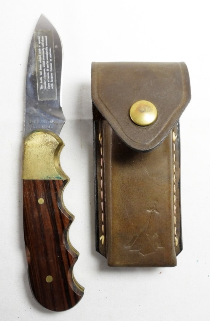 GERBER MAGNUM HUNTER KNIFE w/SHEATH (1 of 3)