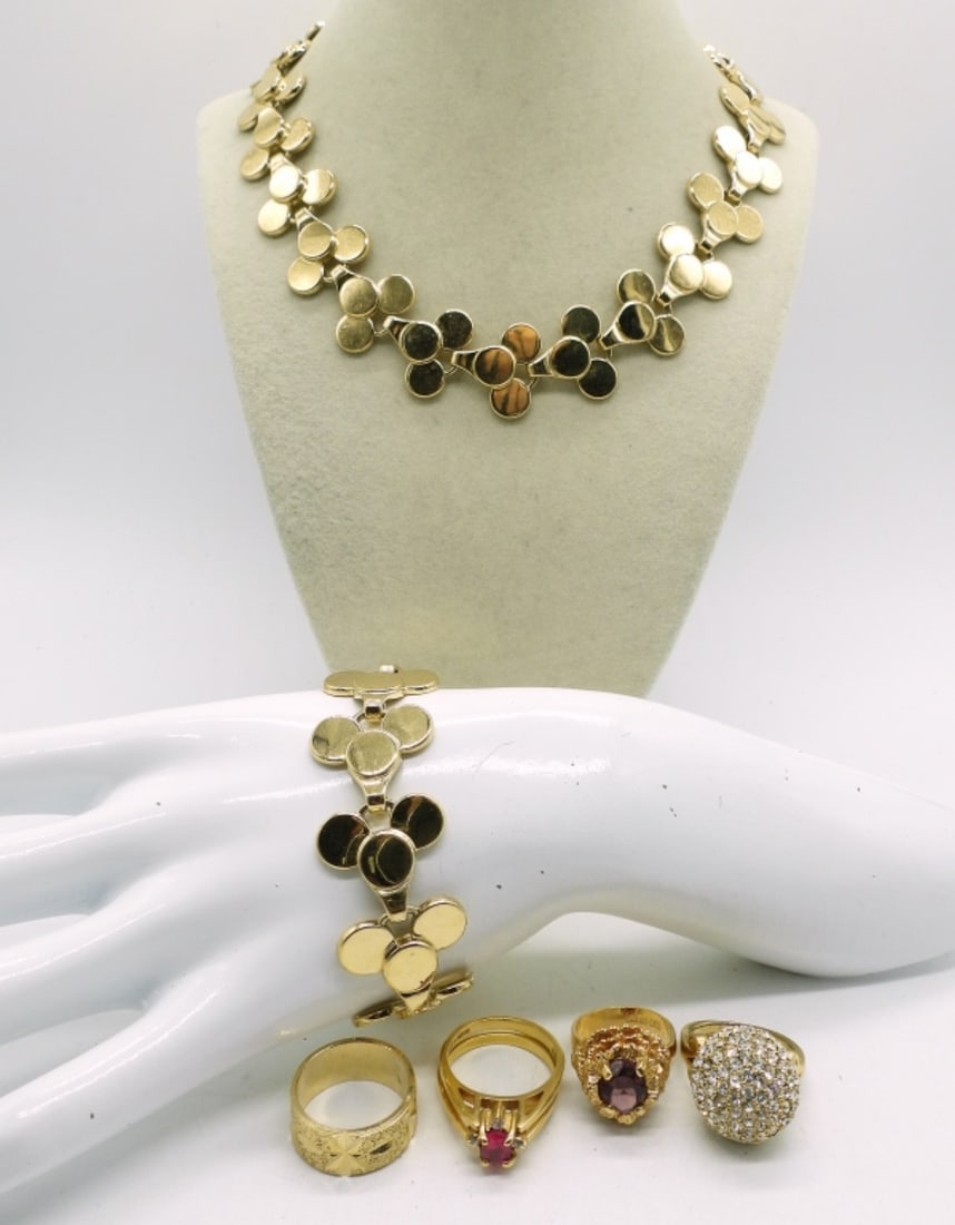 GOLD TONE SET & RINGS (1 of 2)