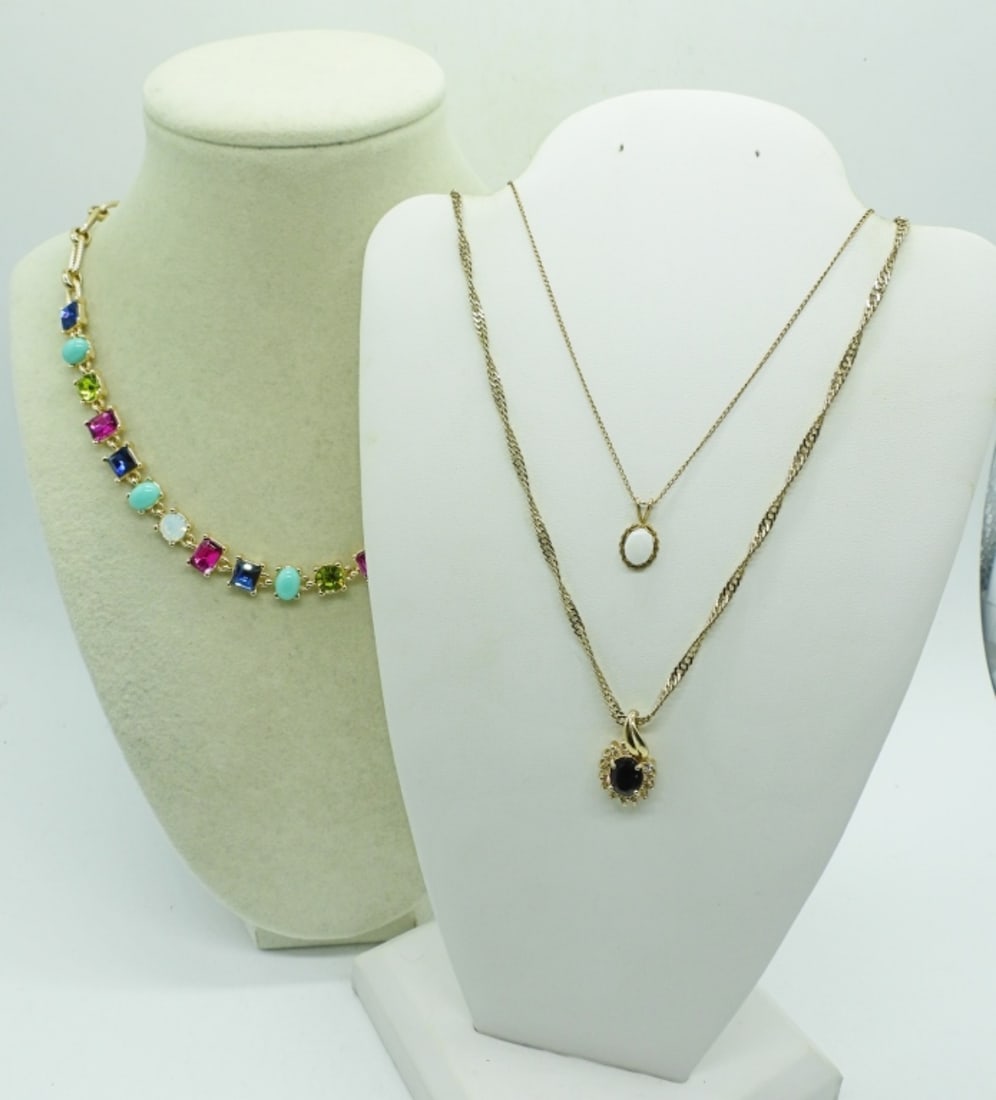 (3) COLORFUL GEMSTONE NECKLACES (1 of 3)