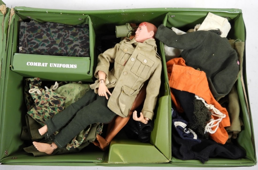 GI JOE COMBAT MAN'S EQUIPMENT CASE & MORE: GI JOE COMBAT MAN'S EQUIPMENT CASE ( GREEN PLASTIC), 1964 GI JOE ACTION N SOLDIER: BROWN HAIR/ BLUE EYES AND SCAR ON RIGHT CHEEK( BROKEN FOOT) AND I BROKEN 1975 HARBO DOLL, (PIECES INCLUDED) ASSORTED 
