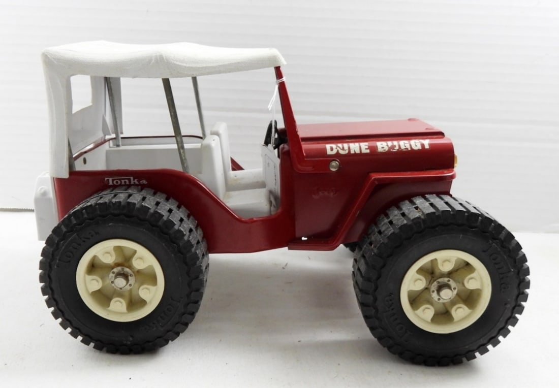 TONKA RED DUNE BUGGY 1970s: WITH WHITE CANOPY