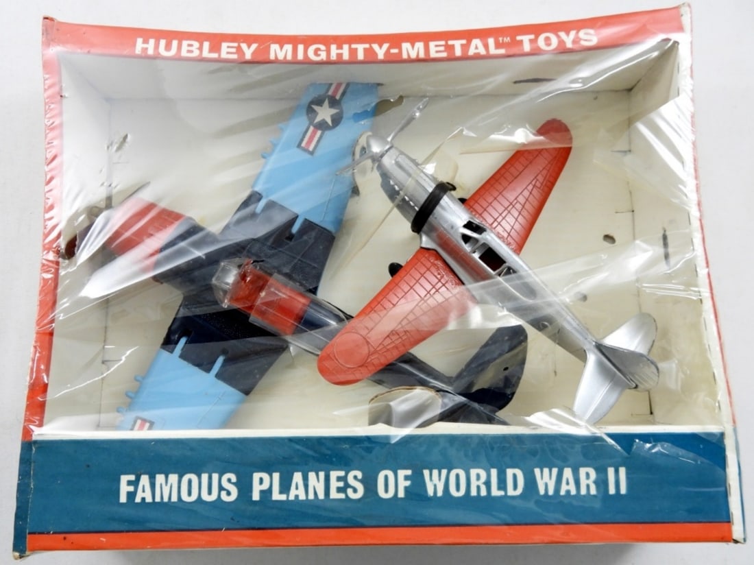HUBLEY PLANES OF WORLD WAR II (2): LIKE NEW in BOX / PACKAGE SHOWS WEAR - ARMY/NAVY
