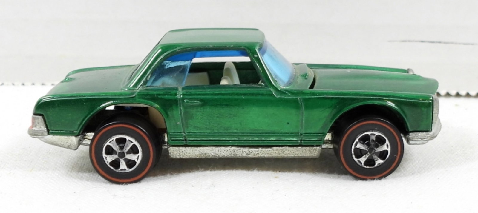 69' HOT WHEEL REDLINE MERCEDES BENZ 280SL: MATTEL INC, GREEN MADE IN HONG KONG