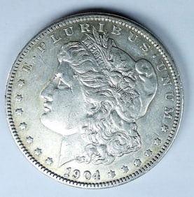 1904 MORGAN DOLLAR