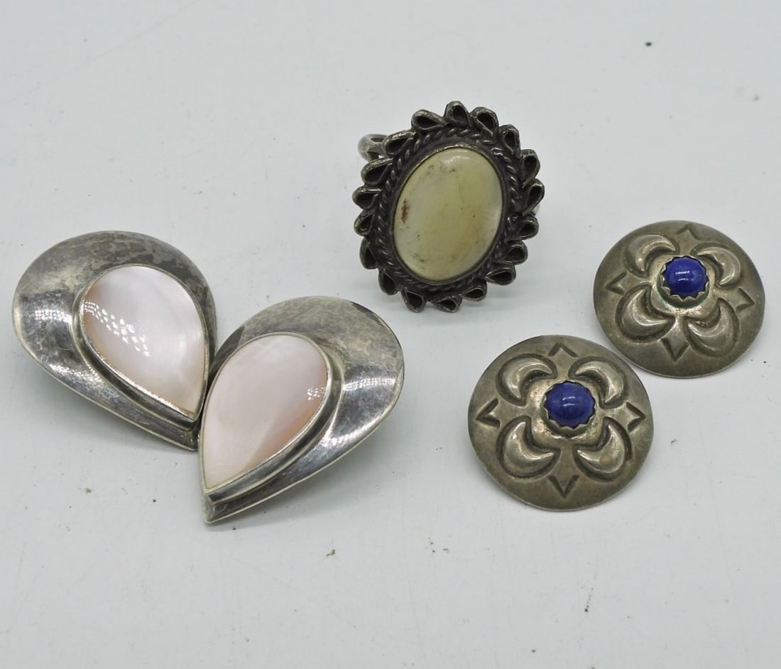 VINTAGE EARRINGS AND RING 925: Sterling Vintage Clip On Earrings and Ring Size 9. 12.9 DWT