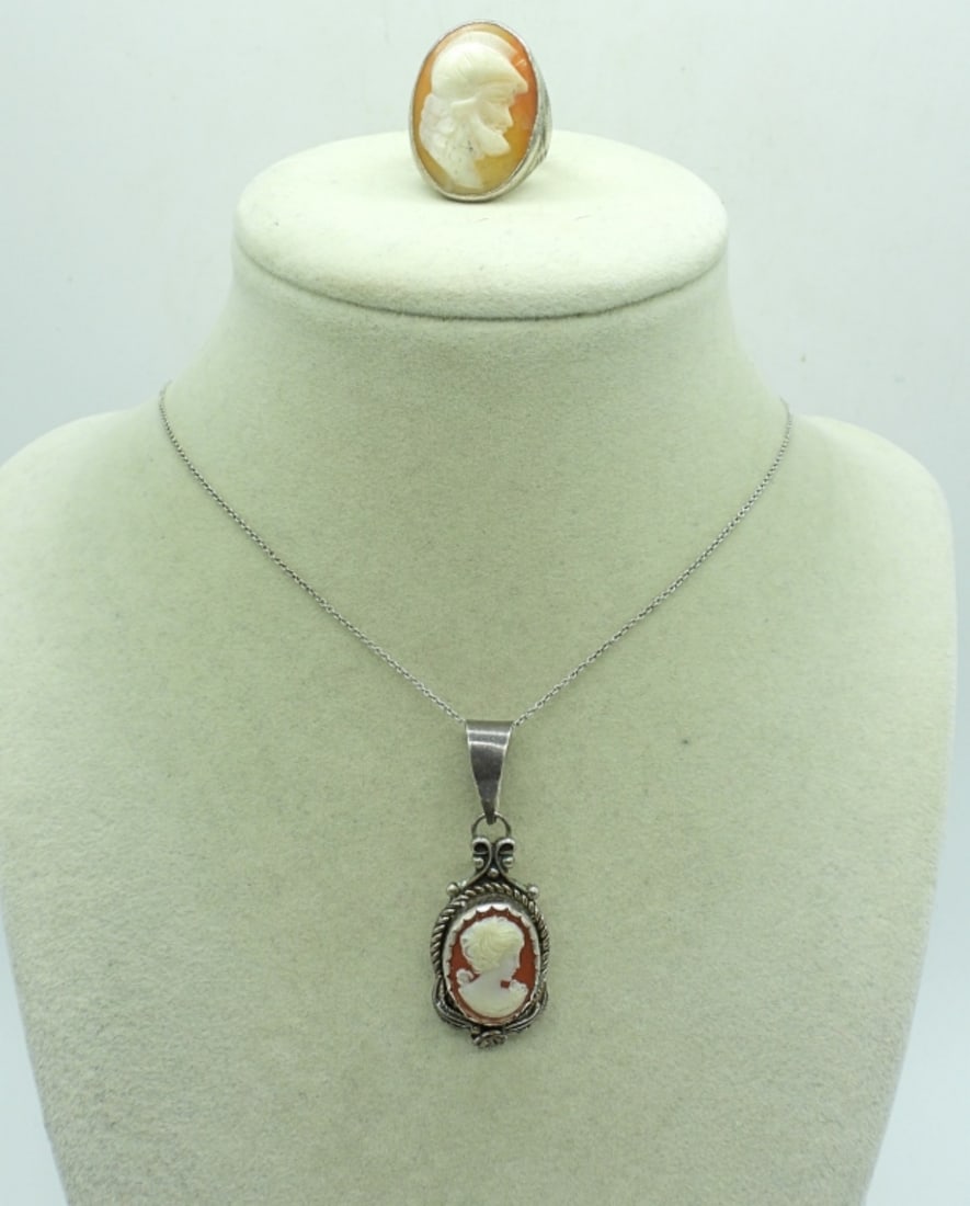 CAMEO NECKLACE & RING - STERLING: STERLING CAMEO NECKLACE WITH STERLING CHAIN, 18". ROMAN SOLDIER CAMEO RING SIZE 8.5 13.4 DWT