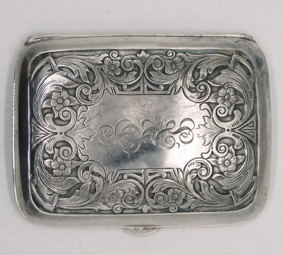 VTG STERLING CIG CASE (1 of 4)