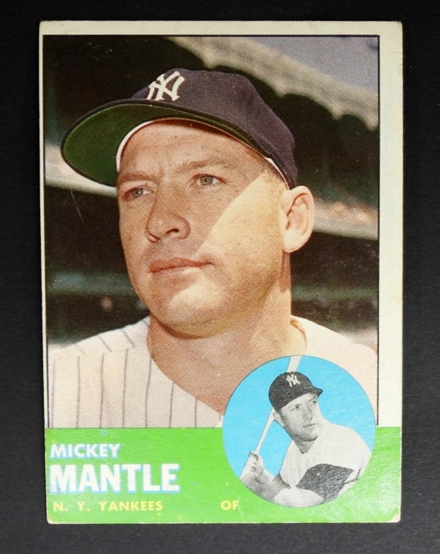 1963 TOPPS # 200 MICKEY MANTLE (1 of 2)