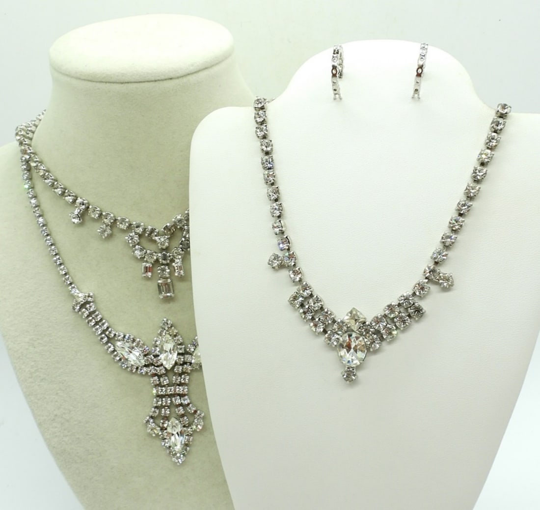 VTG RHINESTONE NECKLACES (1 of 3)