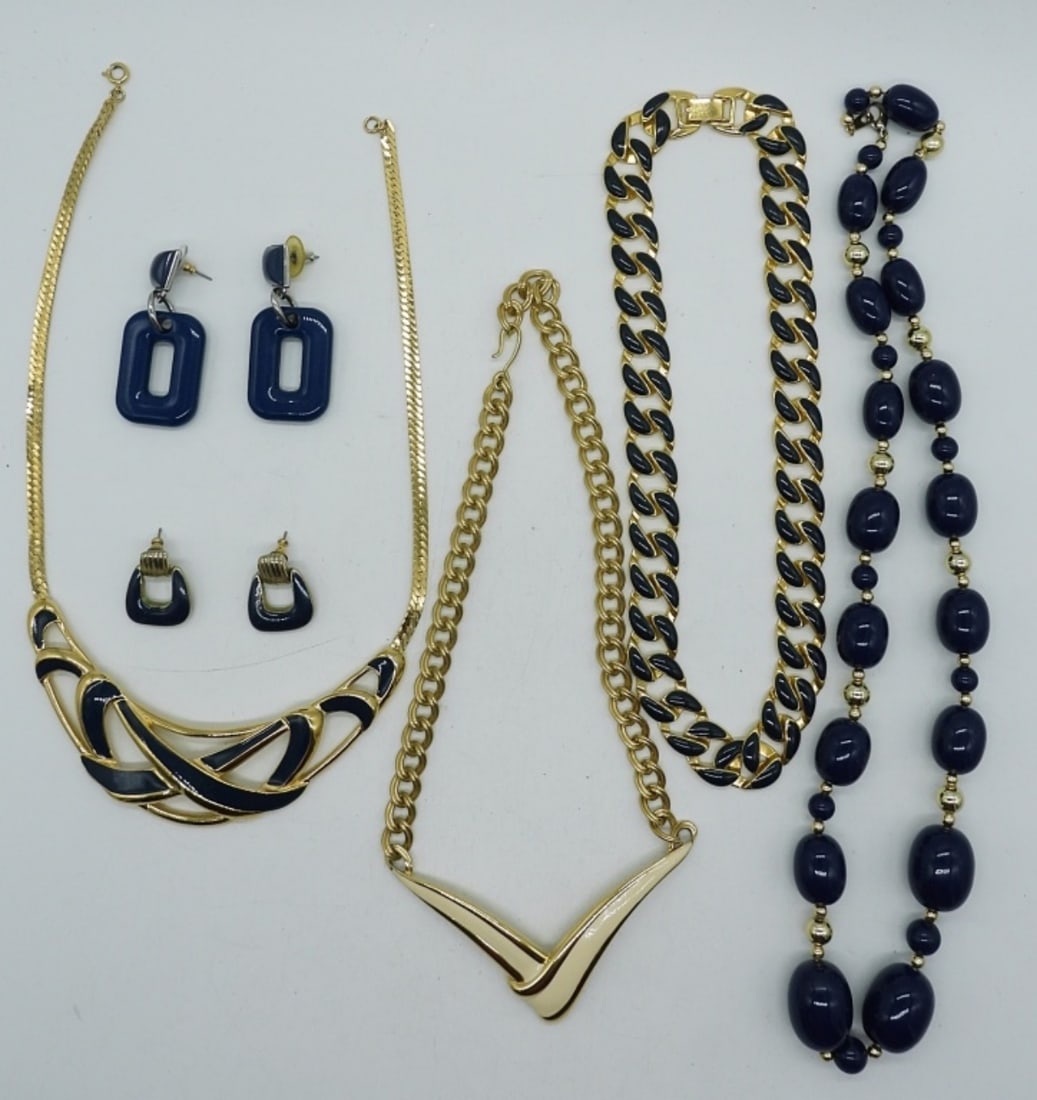 VTG 1980s NAVY BLUE SET (1 of 1)