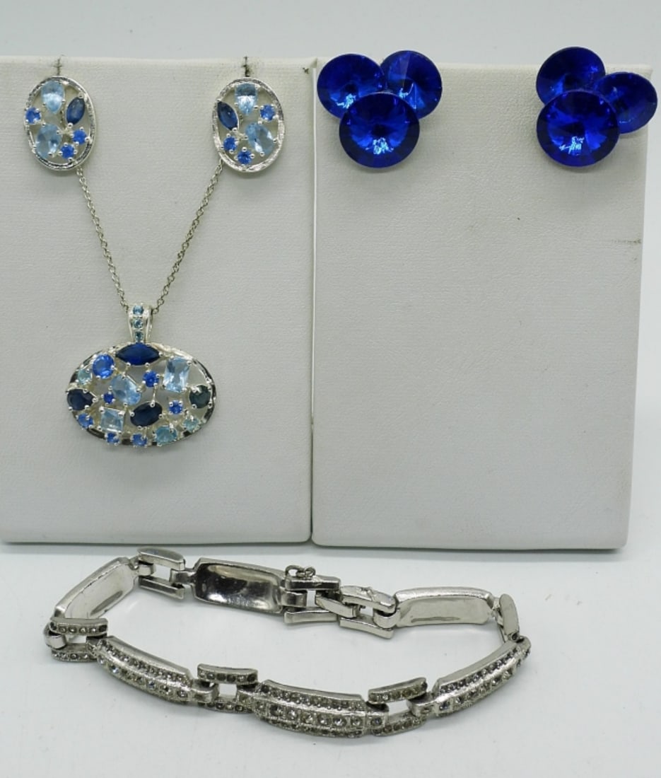 BLUE GEMSTONE NECKLACE SET (1 of 1)
