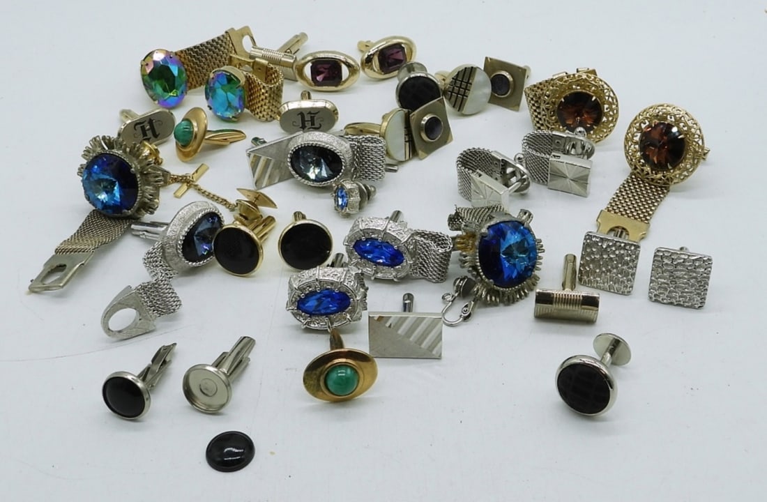 20 PIECE MENS CUFFLINK LOT & MORE (1 of 1)