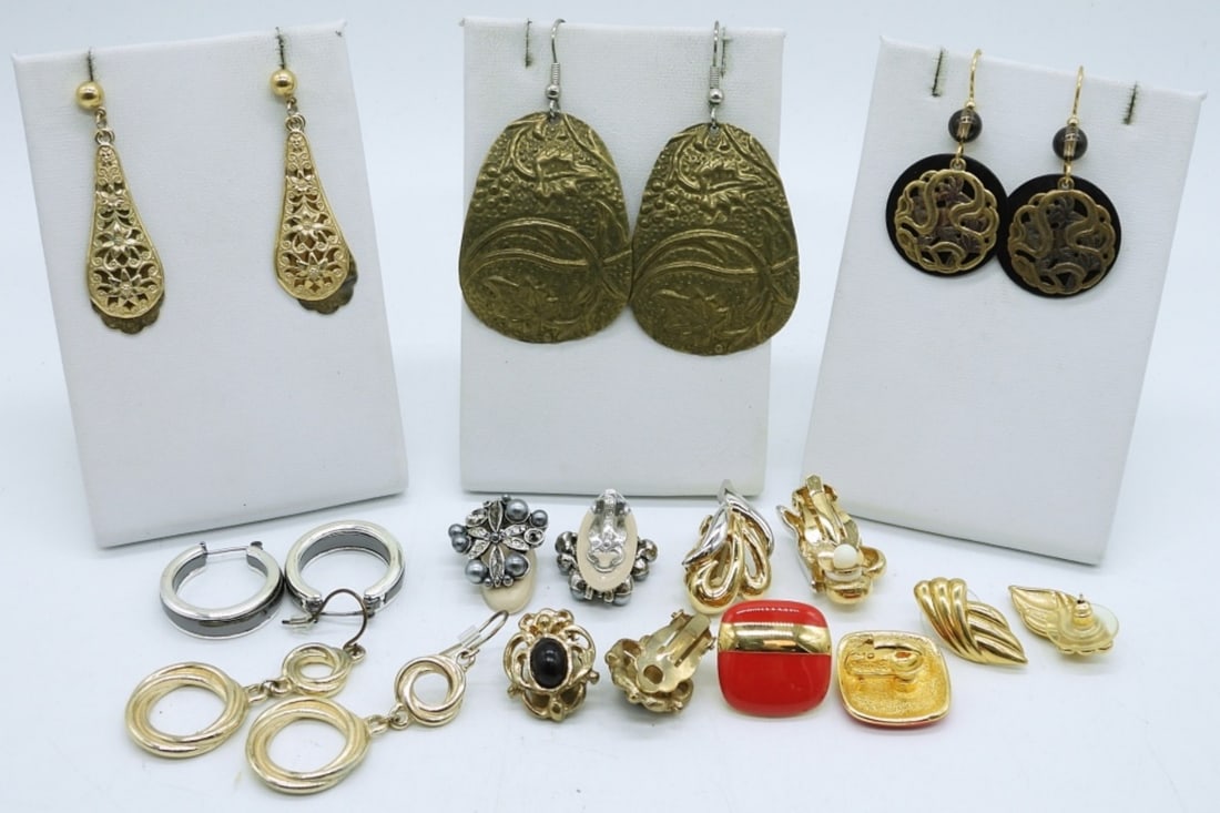 (10) PAIR VTG EARRINGS (1 of 1)