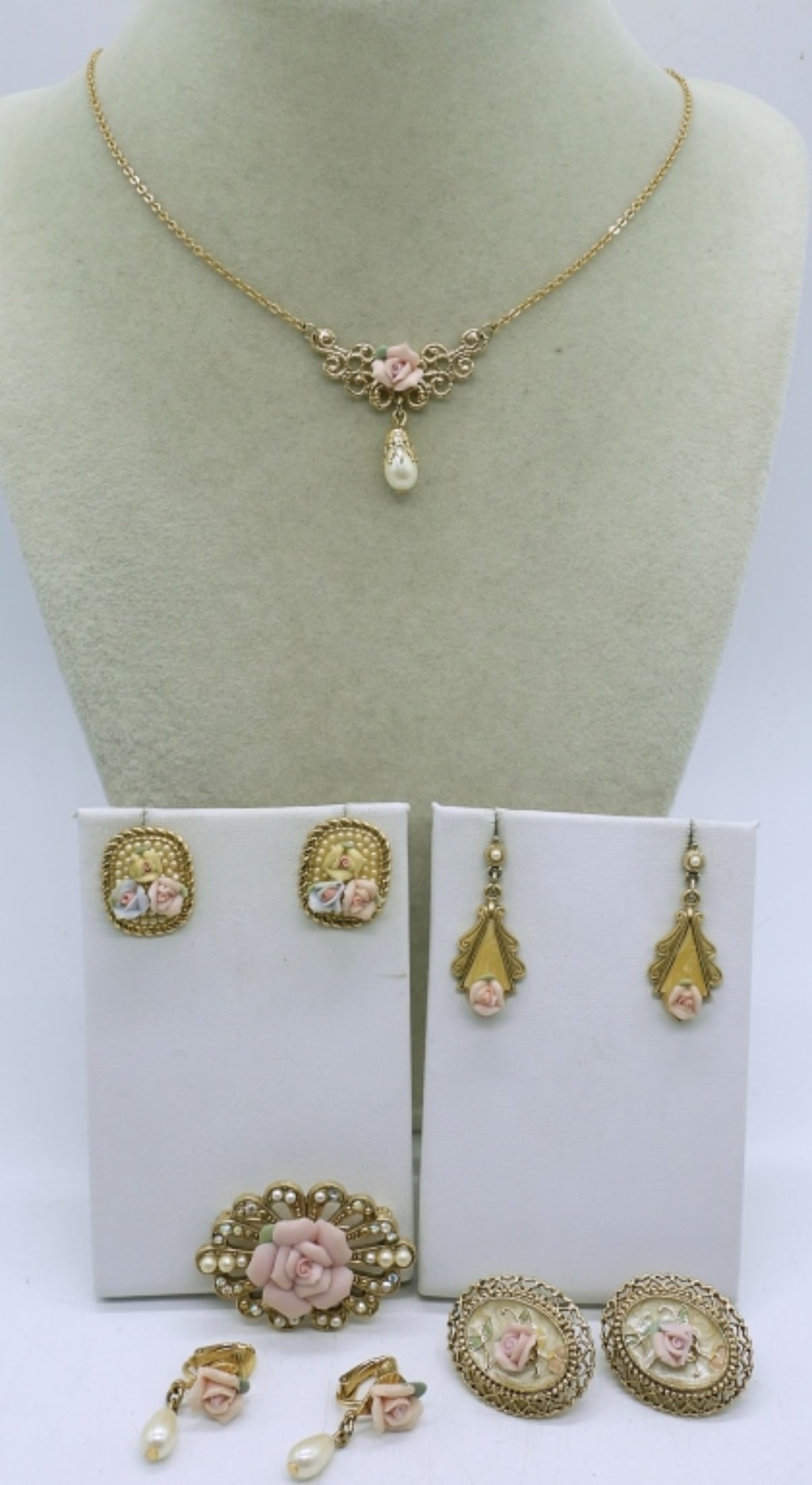 PINK ROSE "1928 BRAND" SET OF 6: 1928 BRAND. NECKLACE 16". ONE PIN 1.5". 2 EARRING SETS PIERCED, 2 EARRING SETS CLIP ON