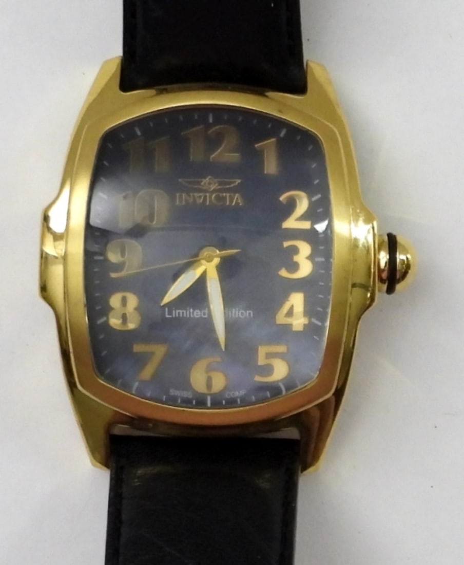 INVICTA MODEL#6406 LIMITED EDITION WATCH: INVICTA SQUARE FACE MODEL#6406 LIMITED EDITION WATCH, BLACK BAND HAND MADE IN FRANCE, STAINLESS STEEL CASE WATER RESISTANT 30 METERS. SWISS COMPONENTS MOVEMENT.(ISA 638) O JEWELS CHINA FAR EAST ASS'Y