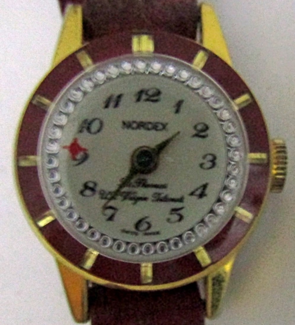 NORDEX ST THOMAS LADIES WATCH w/BEZEL (1 of 3)