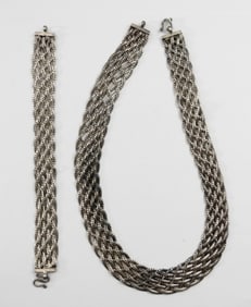 GORGEOUS NECKLACE AND BRACELET LOT .925