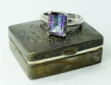 TINY 925 BOX & MYSTIC TOPAZ RING