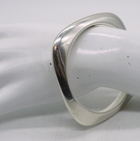 TIFFANY & CO 925 BANGLE BRACELET