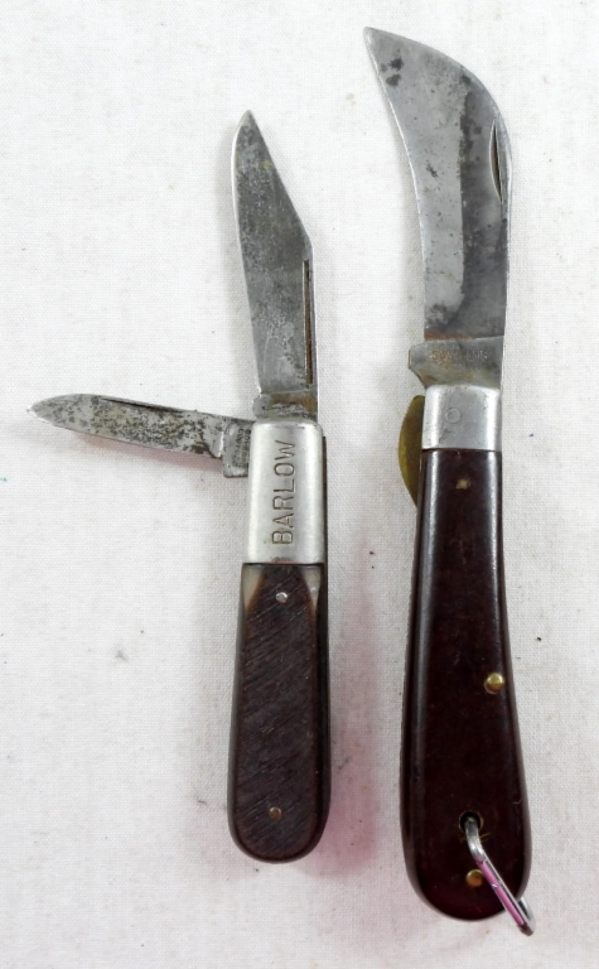 CAMILLUS HAWKBILL KNIFE & BARLOW (1 of 3)