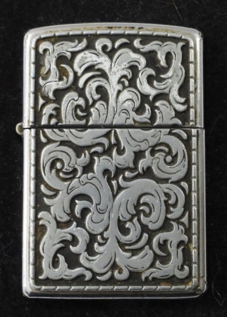 2003 FIRED MARLBORO SCROLL FILIGREE ZIPPO: 2003 FIRED MARLBORO SCROLL FILIGREE ZIPPO ( LID DOESNâ€™T CLOSE ALL THE WAY)