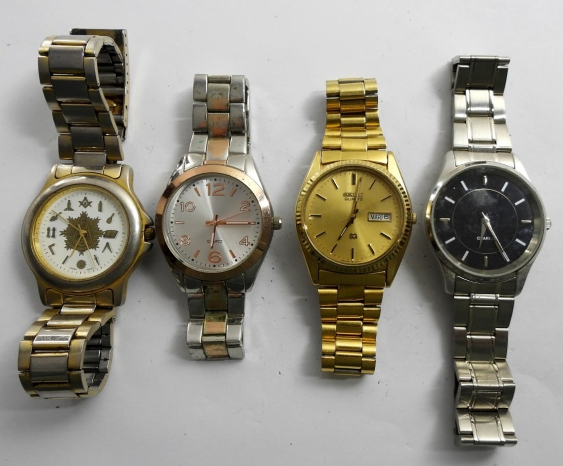 (4) MEN'S QUARTZ DAY/DATE WATCH LOT (1 of 2)