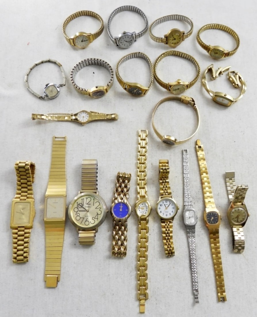 (20) LADIES GOLD TONE FASHION WATCHES: (20) LADIES GOLD TONE FASHION WATCHES , TIMEX AND QUARTZ (3) SILVER TONE (17) GOLD TONE . BOTH STRETCHY AND CLASP BANDS(NOT TESTED AS TO WORKING OR NOT )