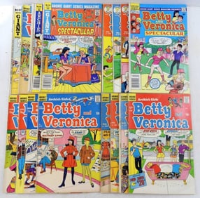 (16) BETTY and VERONICA COMIC LOT