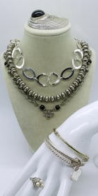 LADIES SILVER TONE FASHION JEWELRY