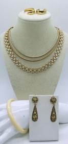 6 PIECE GOLD TONE LADIES JEWELRY SET
