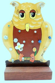 VTG CHILD'S OWL EARRING HOLDER