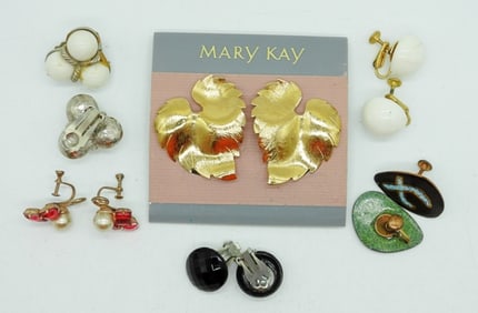 (6) VTG CLIP ON & SCREW BACK EARRINGS