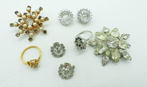 RHINESTONE PINS, RINGS & EARRINGS